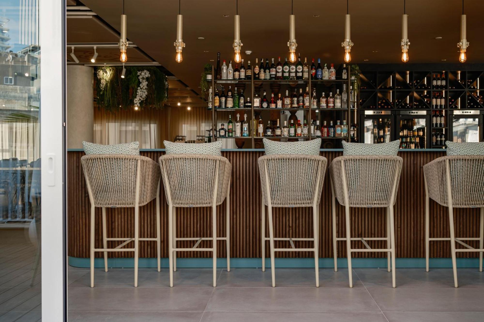 Hyatt Centric Malta Saint Julian's Exterior foto